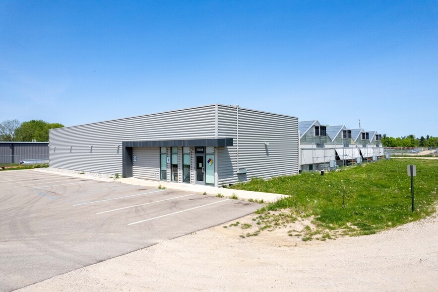 More Photos Of 10310 Harvest Park, Dimondale Warehouse For Lease