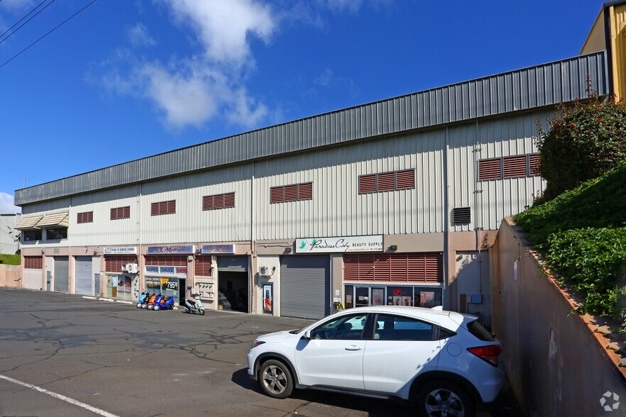 More Photos Of 98-718 Moanalua Rd, Pearl City Warehouse For Lease