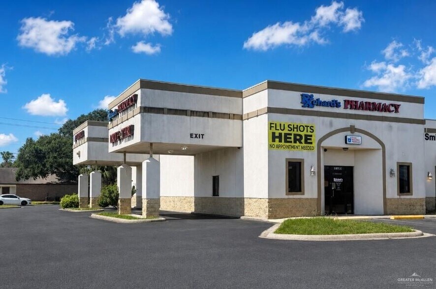 Primary Photo Of 605 N Main St, Donna Medical For Sale