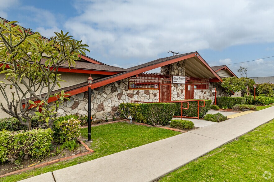 More Photos Of 6851 Dale St, Buena Park Apartments For Sale