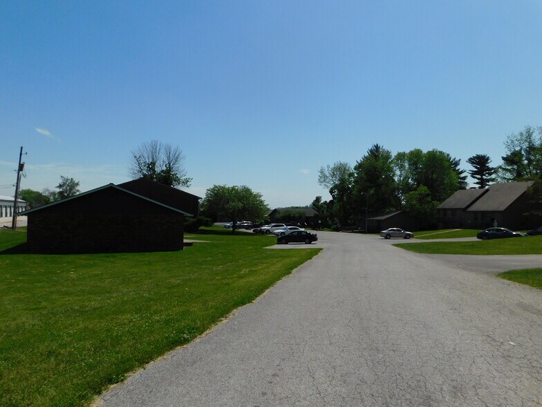 More Photos Of 100 Walnut Tree Dr, Salem Apartments For Sale