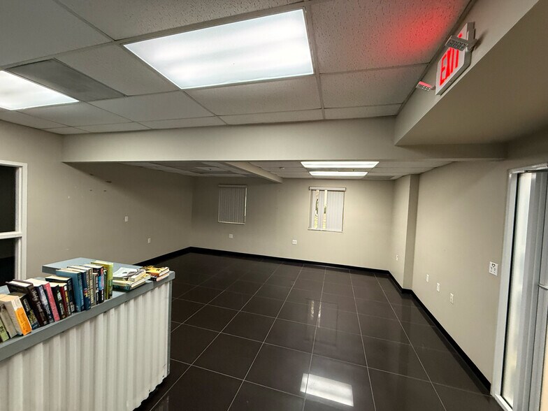 More Photos Of 11155 SW 112th Ave, Miami Schools For Lease