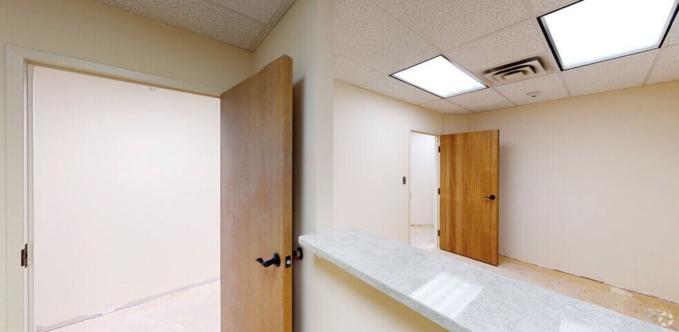 Primary Photo Of 3975 University Dr, Fairfax Office Residential For Lease