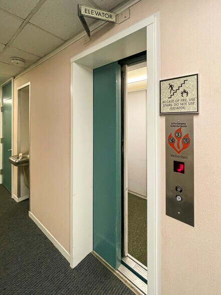 More Photos Of 2525 K St, Sacramento Medical For Lease