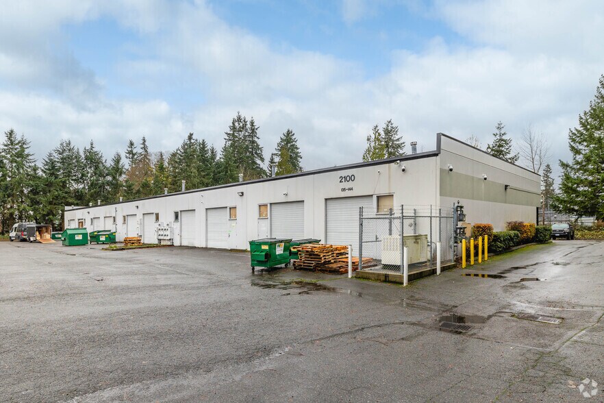 More Photos Of 2100 196th St SW, Lynnwood Flex For Lease