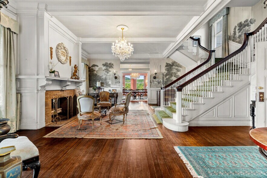 More Photos Of 4 Windmill Hill rd, Dublin Specialty For Sale