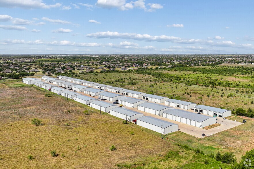 More Photos Of 10552 County Road 213, Forney Industrial For Lease
