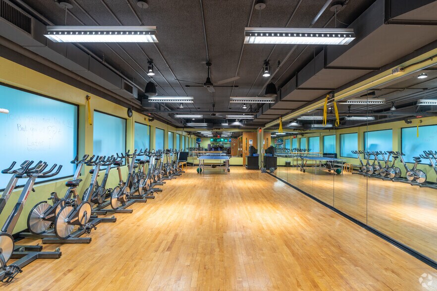 More Photos Of 311 Pennington Rocky Hill Rd, Pennington Office For Lease