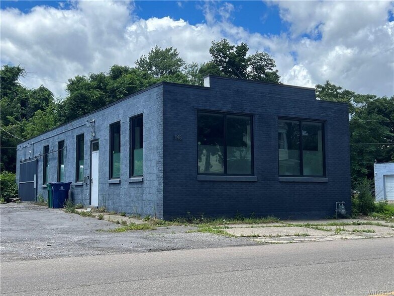 More Photos Of 1148 Michigan Ave, Buffalo Office For Lease