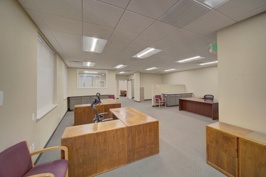 More Photos Of 437 Century Park Dr, Yuba City Office Residential For Lease