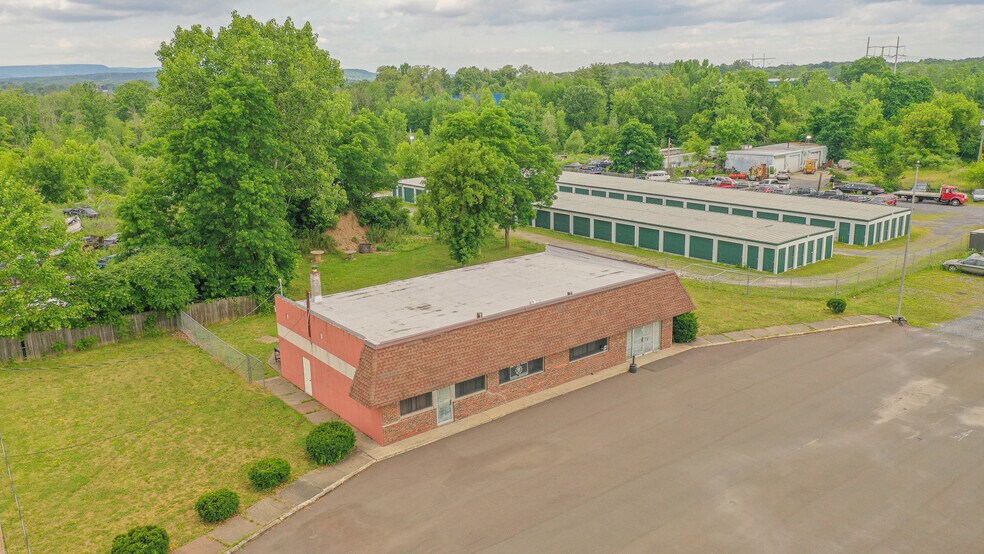 More Photos Of 1627 US Route 9W, Selkirk Specialty For Sale