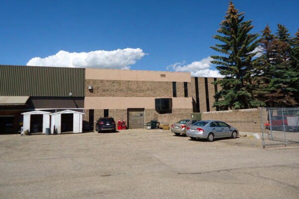More Photos Of 2950 Bremner Ave, Red Deer Office For Sale