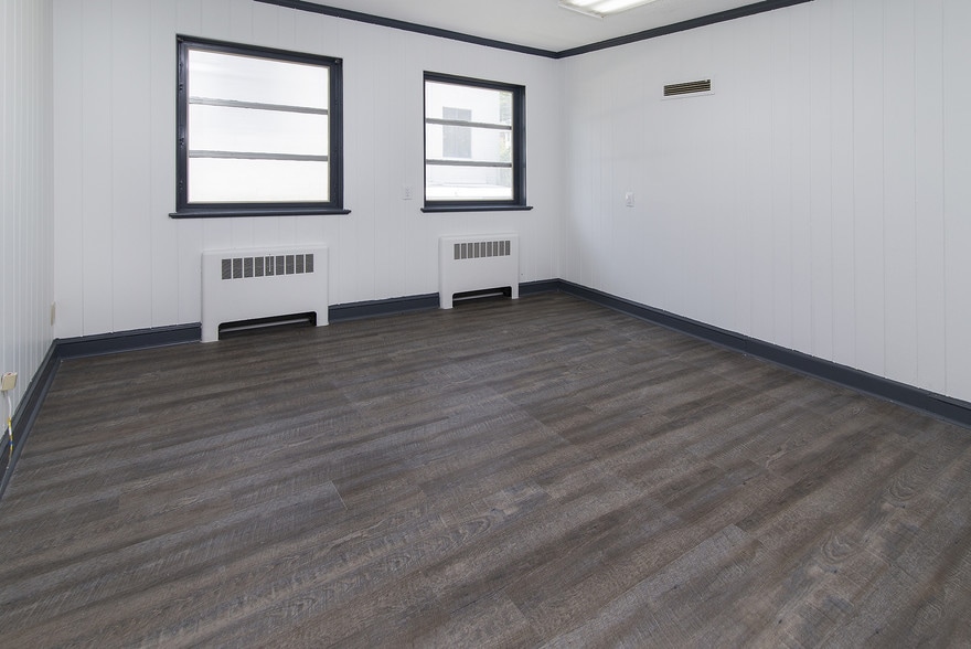 More Photos Of 318 S South St, Gastonia Office For Lease