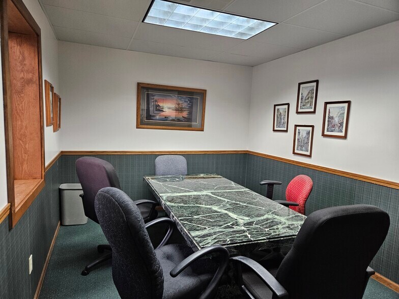 More Photos Of 350 Saint Andrews Rd, Saginaw Office For Sale