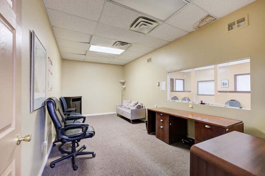 More Photos Of 19953 Conant St, Detroit Medical For Sale