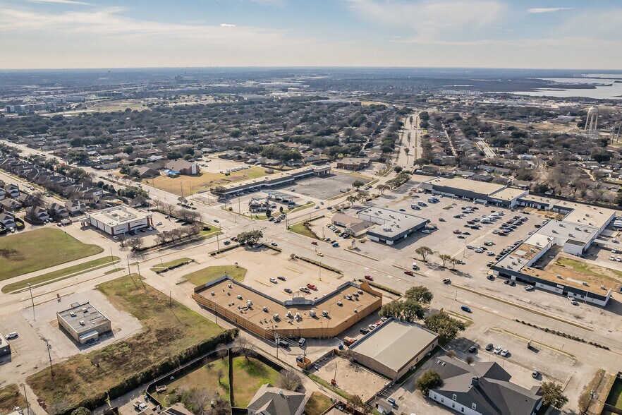 More Photos Of 5110 Paige Rd, The Colony Unknown For Lease