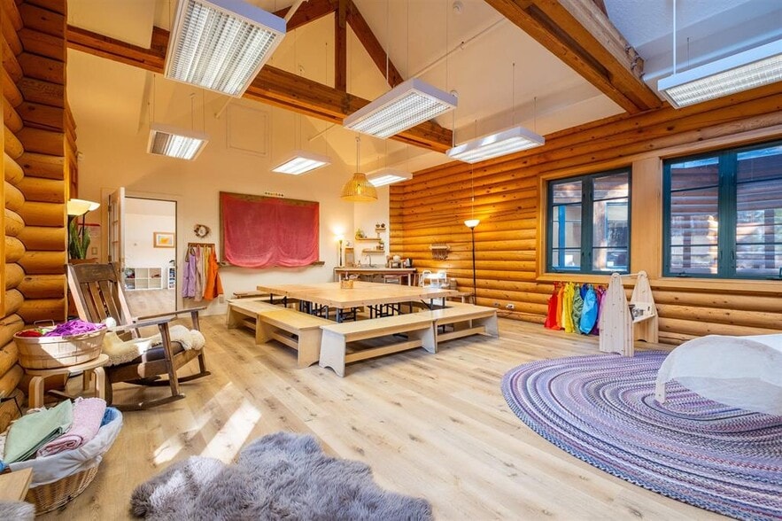 More Photos Of 12640 Union Mills Rd, Truckee Schools For Sale