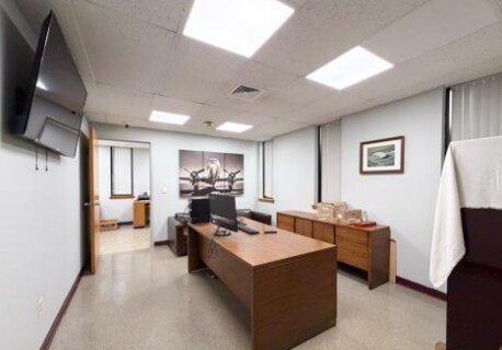 More Photos Of 154 Commerce Way, South Windsor Manufacturing For Lease