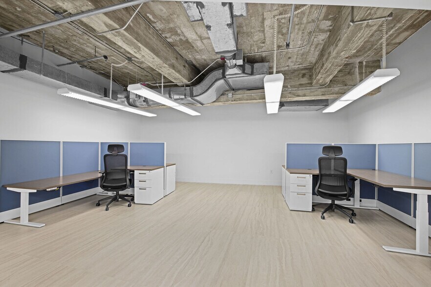 More Photos Of 605 Lincoln Rd, Miami Beach Office Residential For Sale