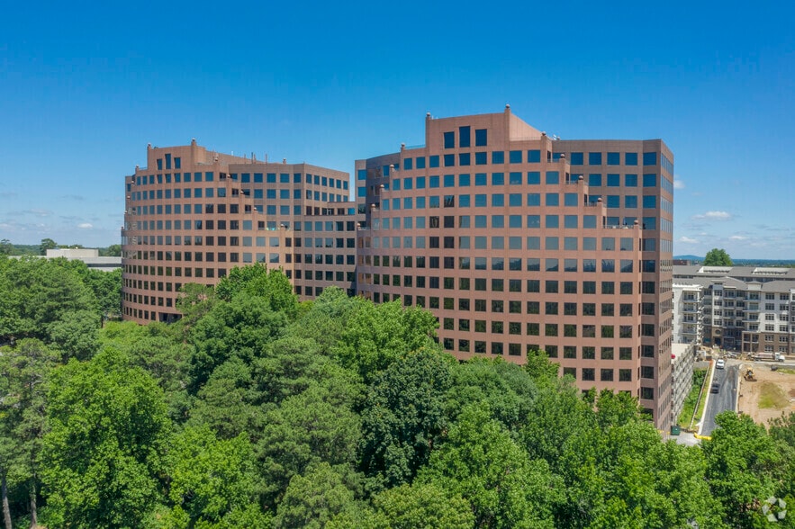 More Photos Of 2727 Paces Ferry Rd SE, Atlanta Office For Lease