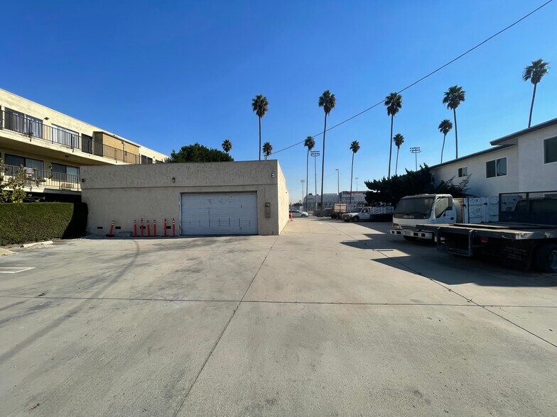 More Photos Of 1559 N Avalon Blvd, Wilmington Land For Sale