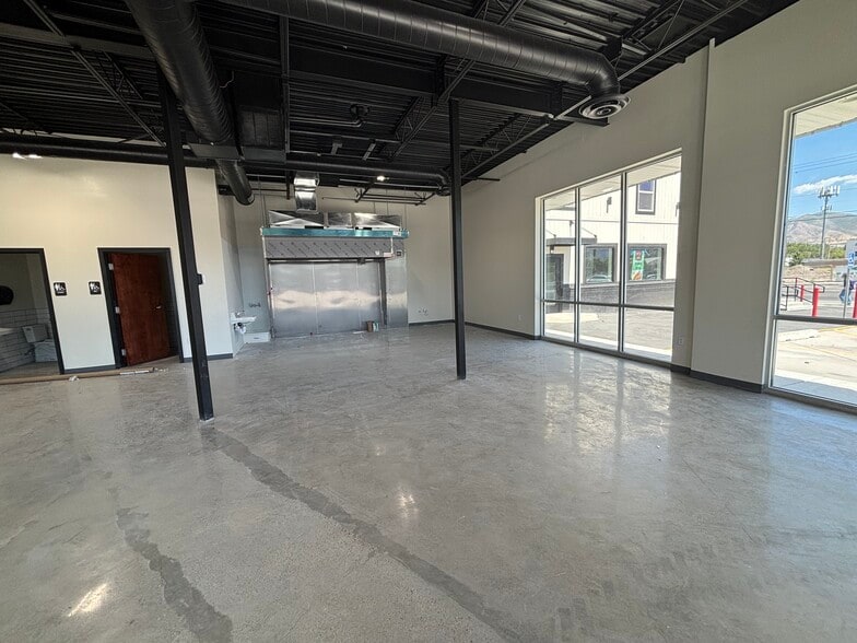 More Photos Of 1290 S 300 W, Salt Lake City Unknown For Lease