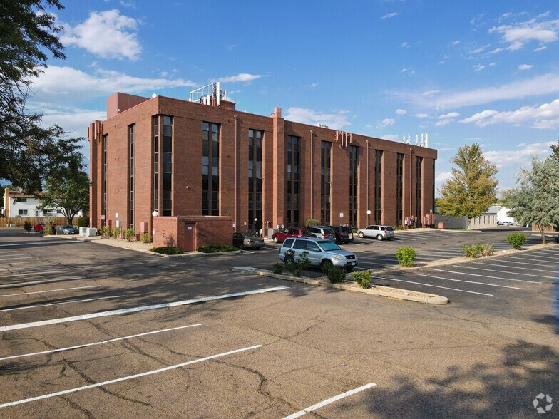 More Photos Of 15200 E Girard Ave, Aurora Medical For Lease