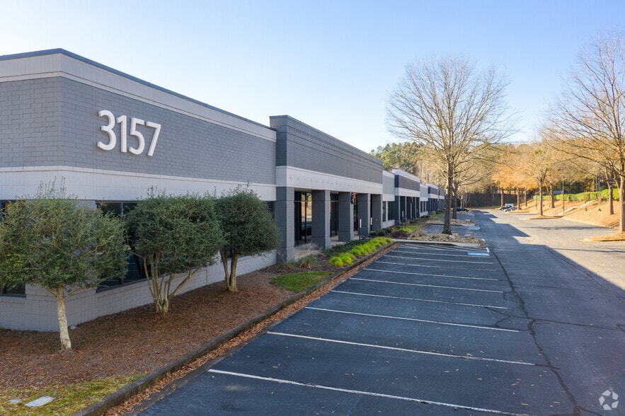 More Photos Of 3157 Royal Dr, Alpharetta Office For Lease
