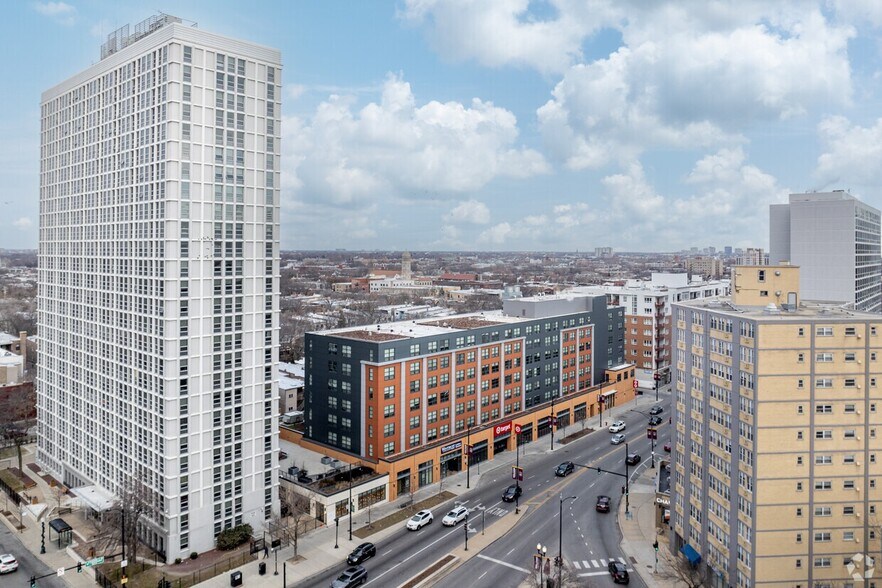 More Photos Of 6418 N Sheridan Rd, Chicago Apartments For Lease