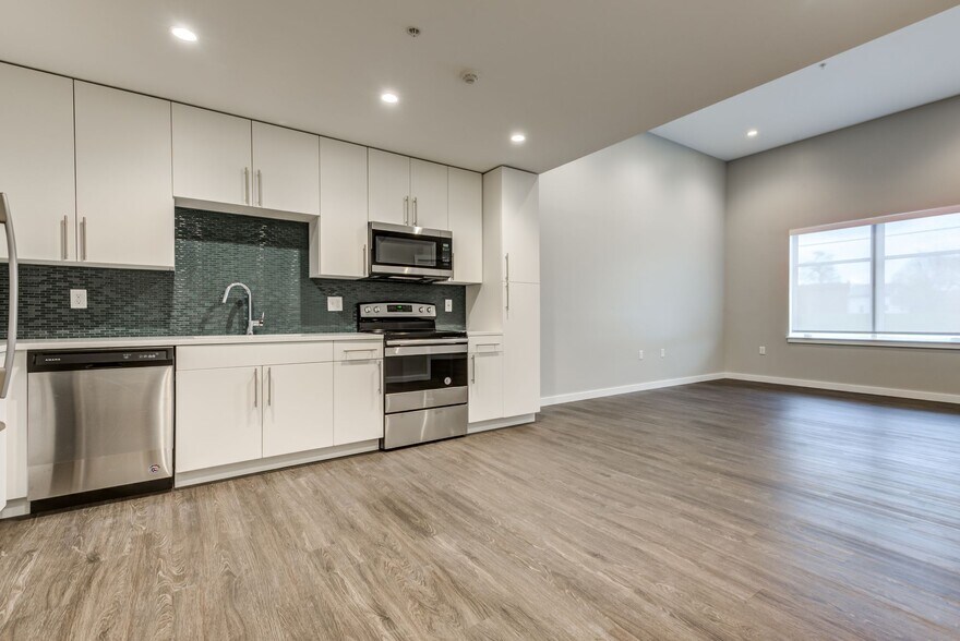 More Photos Of 490 Broadway St, Buffalo Apartments For Lease