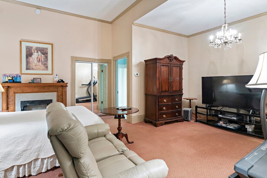 More Photos Of 426 W Church St, Swainsboro Hospitality For Sale