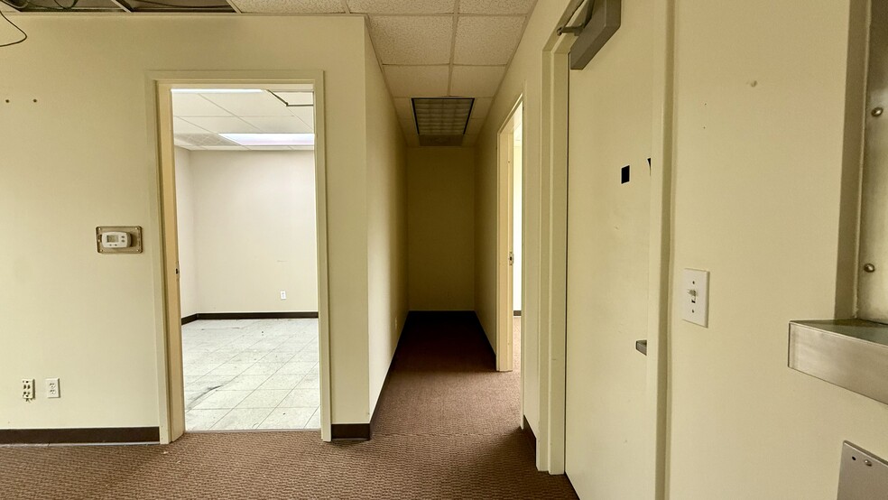 More Photos Of 25 Clark Summit Dr, Bluffton Office Residential For Lease