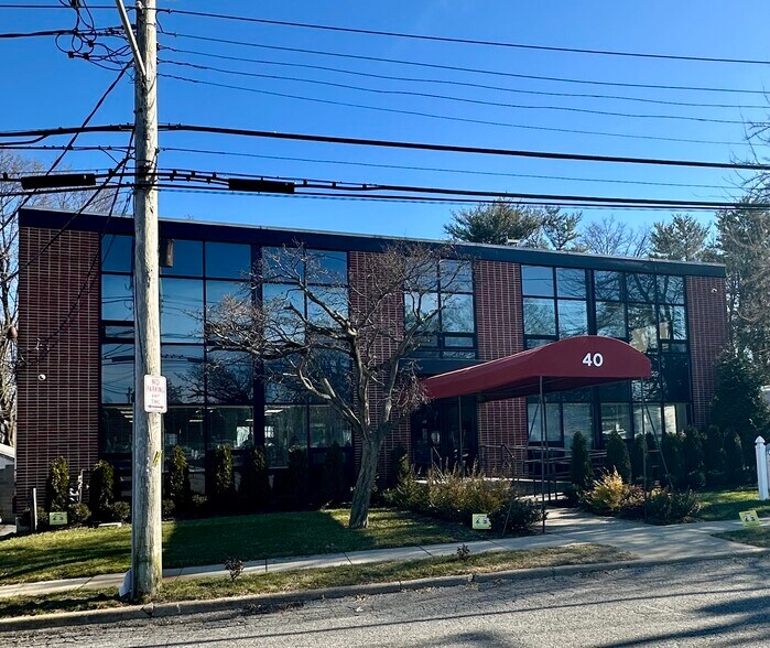 More Photos Of 40 Railroad Ave, Glen Head Flex For Lease