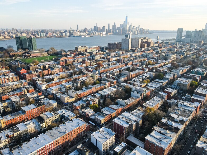 More Photos Of 746 Park Ave, Hoboken Storefront Retail Residential For Lease