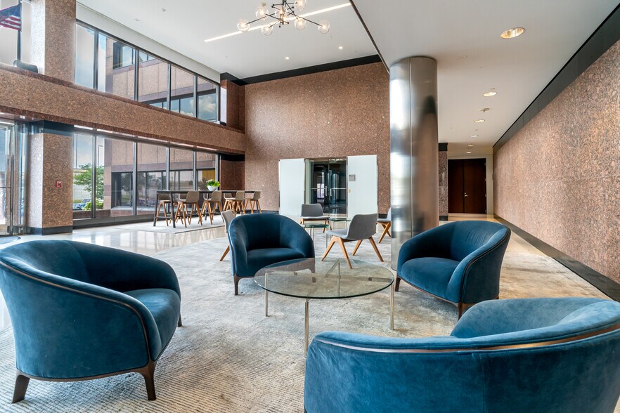 More Photos Of 6400 Shafer Ct, Rosemont Office For Lease