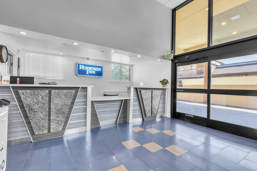 More Photos Of 3999 Alhambra Ave, Martinez Hotel For Sale