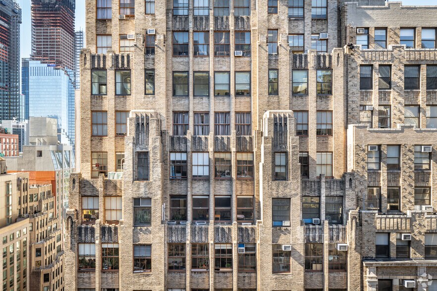 More Photos Of 545 Eighth Ave, New York Loft Creative Space For Lease