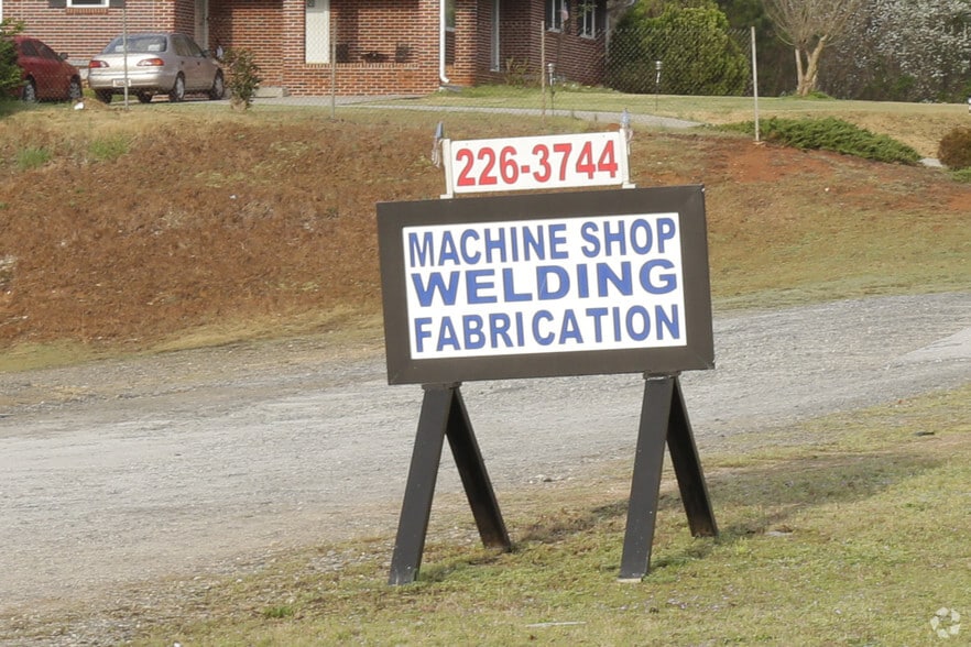 More Photos Of 3911 Sc-24 Hwy, Anderson Light Manufacturing For Sale