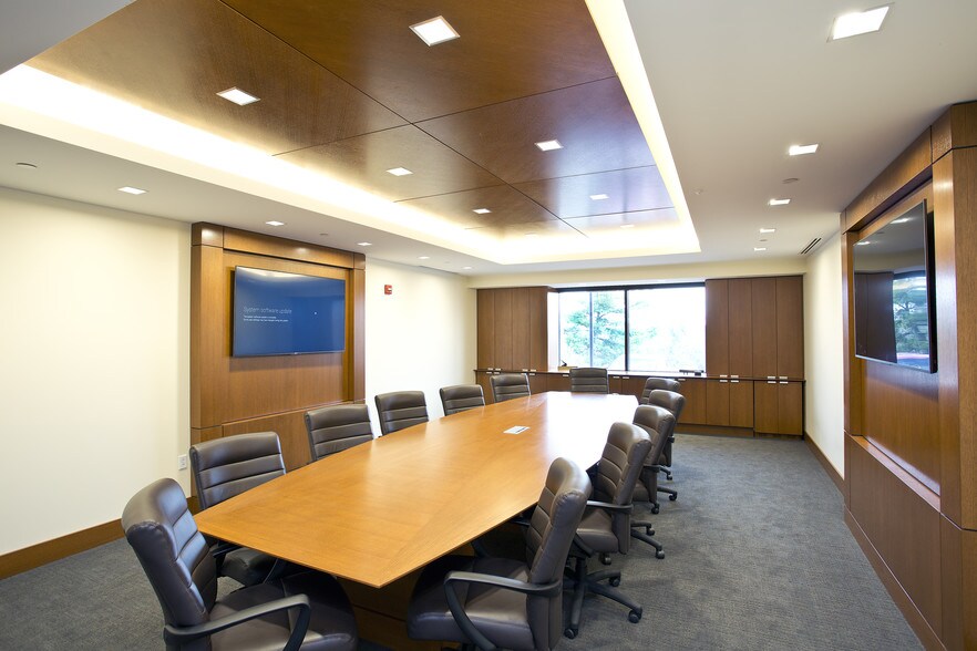 More Photos Of 400 Mosites Way, Pittsburgh Office For Lease