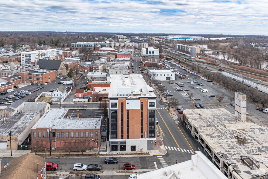 More Photos Of 1 E Main St, Bound Brook Apartments For Lease