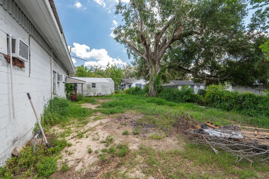 More Photos Of 322 S Scenic Hwy, Lake Wales General Retail For Sale