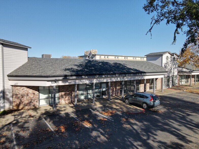 More Photos Of 10361 Rockingham Dr, Sacramento Office For Sale
