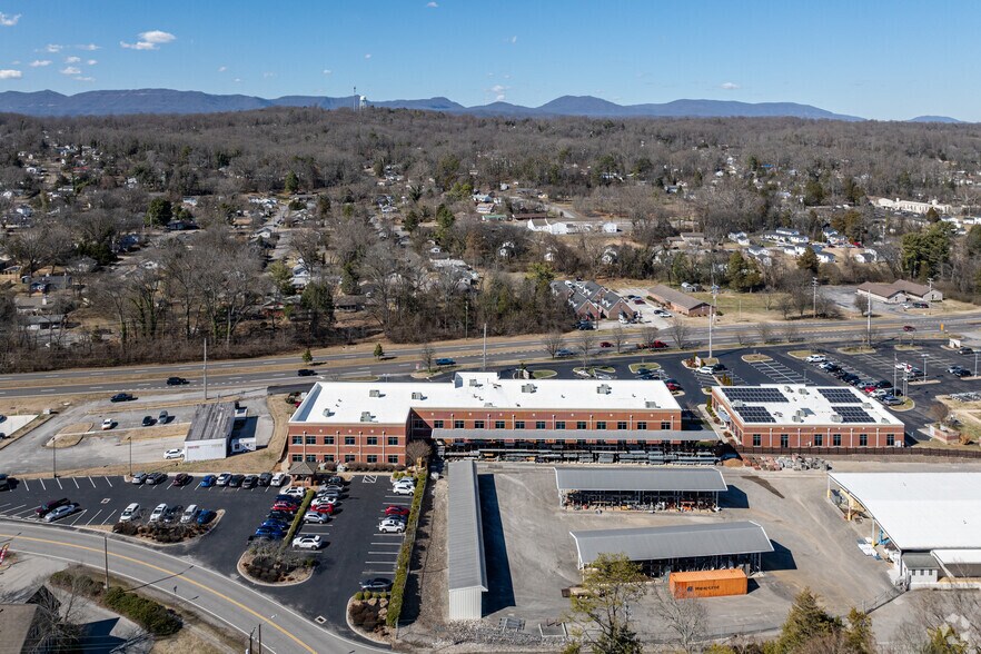 More Photos Of 575 Oak Ridge Tpke, Oak Ridge Office For Sale