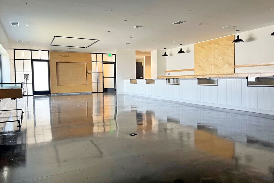 More Photos Of 4330 Wilder Rd, Bay City Freestanding For Lease