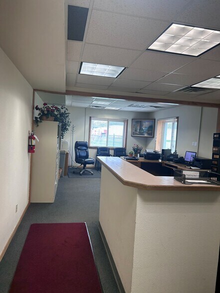 More Photos Of 637 S 12th Ave, Hopkins Research And Development For Sale