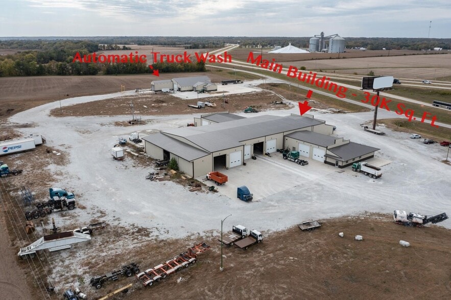 More Photos Of 25137 Outer Road 27, Wayland Auto Repair For Lease