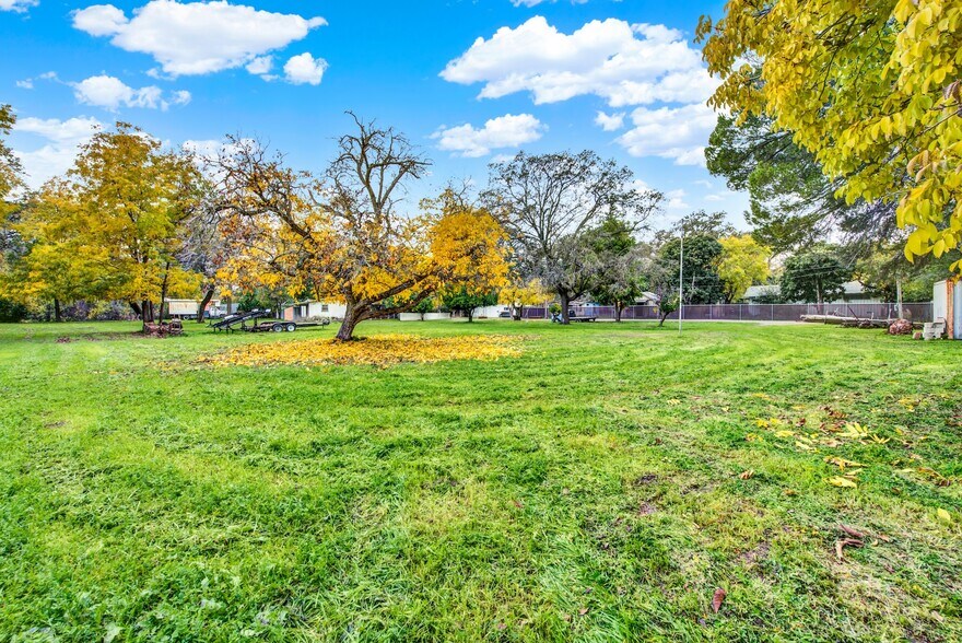 More Photos Of 300-316 Butcher Rd, Vacaville Land For Sale