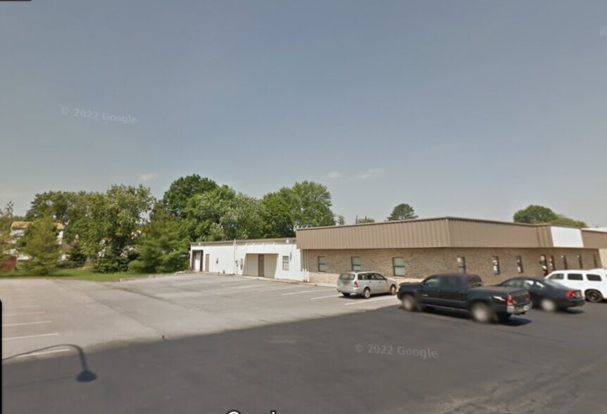 More Photos Of 604 Otis Dr, Dover Light Distribution For Lease