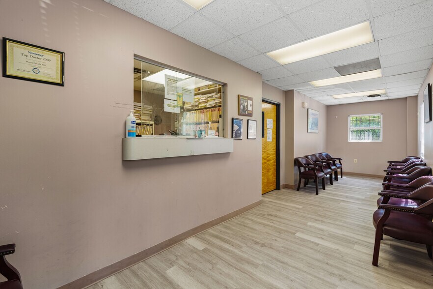 More Photos Of 461-467 Mount Prospect Ave, Newark Medical For Sale