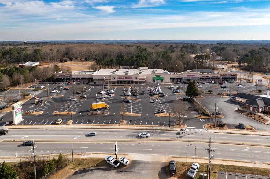 More Photos Of 2800-2842 E Atlanta Rd, Ellenwood Unknown For Lease